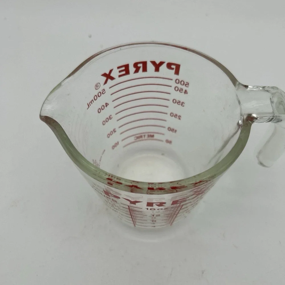 Vintage Pyrex 516 2 Cup Glass Measuring Cup Red Print Corning NY USA